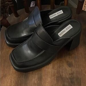 Steve Madden Black Chunky Heel Mules